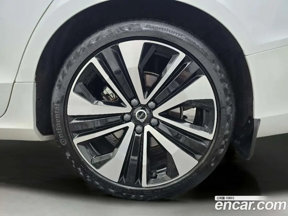 Volvo S60 2022 2.0 автомат (гидро), фото 6