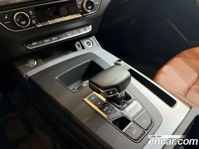 Audi Q5 2023 2.0 автомат (гидро), миниатюра 9