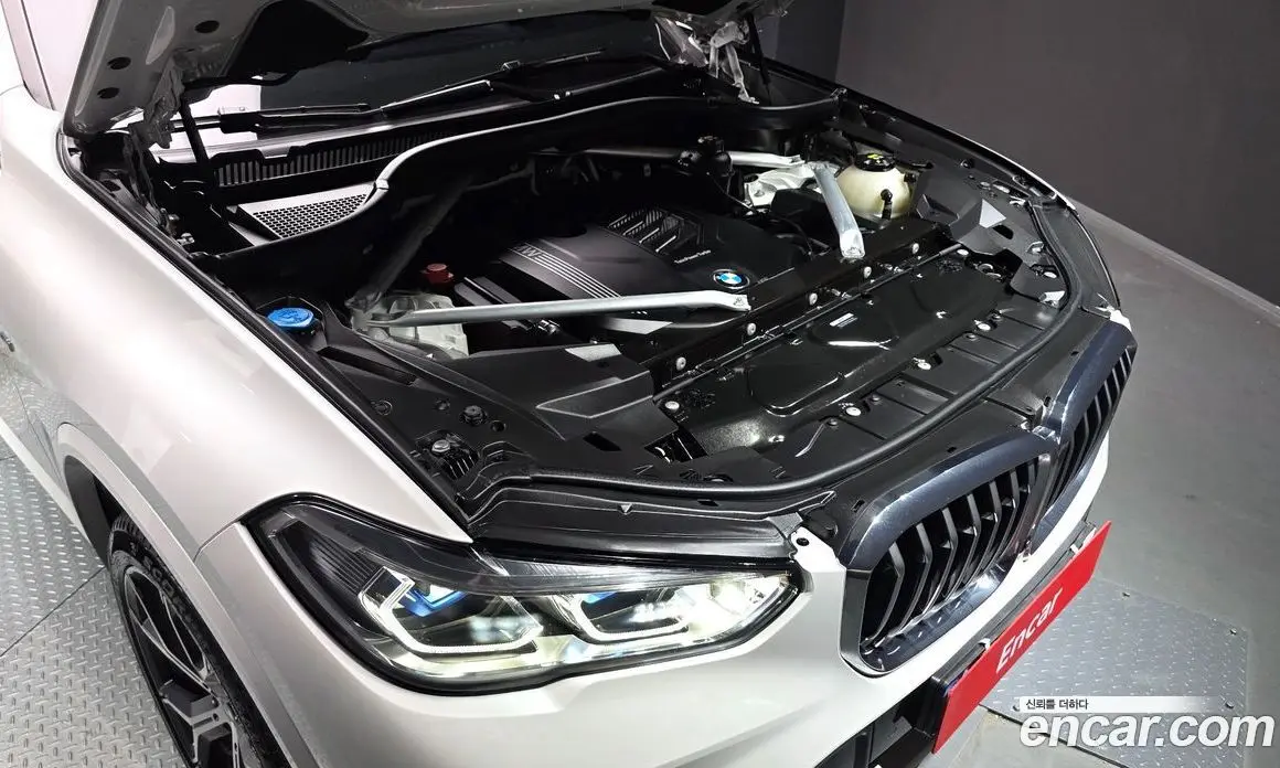 BMW X5 2022 3.0 автомат (гидро), фото 6