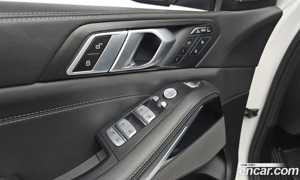 BMW X7 2024 3.0 автомат (гидро), фото 23