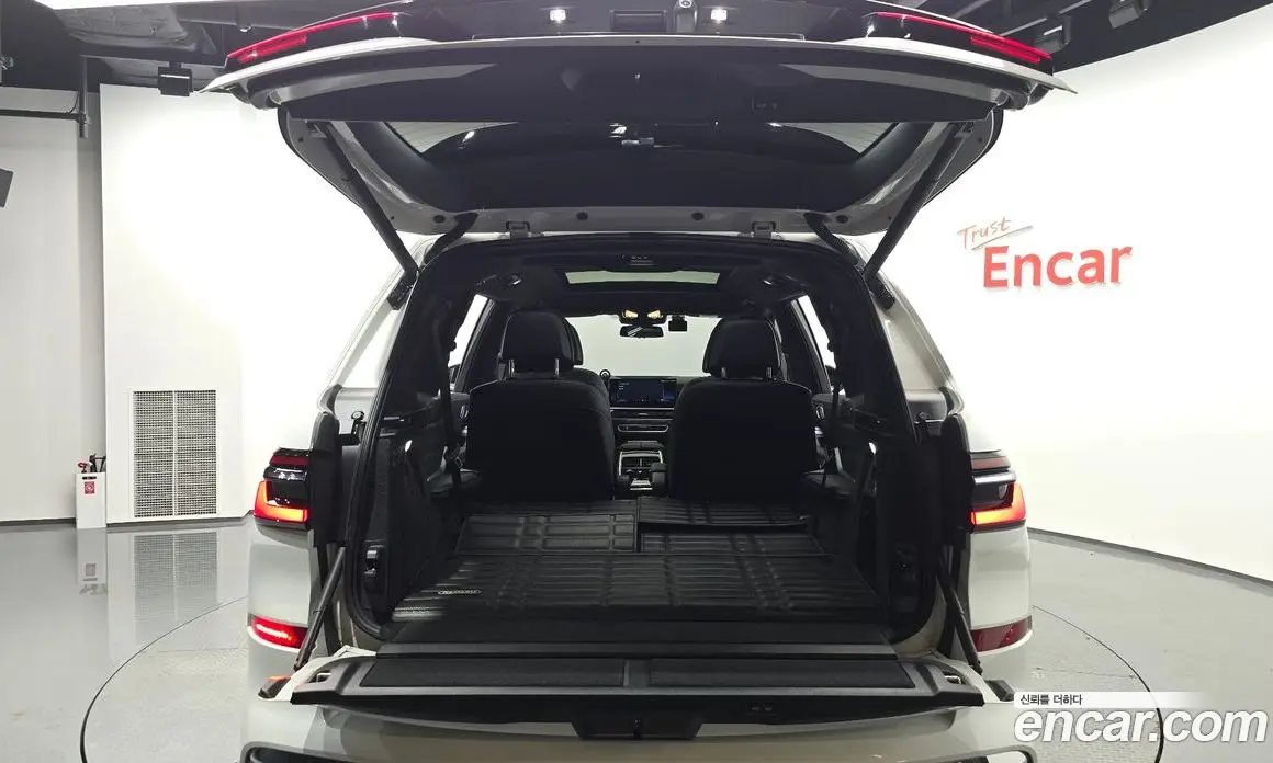 BMW X7 2024 3.0 автомат (гидро), фото 31