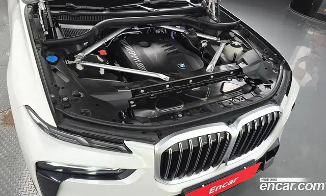 BMW X7 2024 3.0 автомат (гидро), миниатюра 5