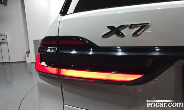 BMW X7 2024 3.0 автомат (гидро), миниатюра 8