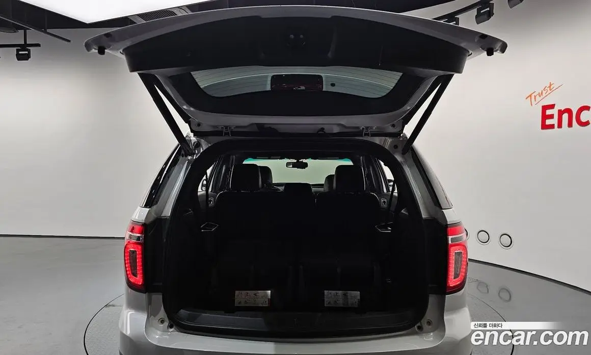 Ford Explorer 2015 2.0 автомат (гидро), фото 20