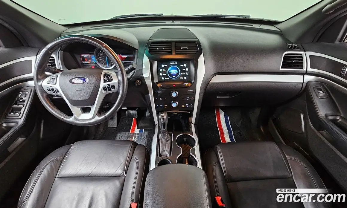 Ford Explorer 2015 2.0 автомат (гидро), фото 7
