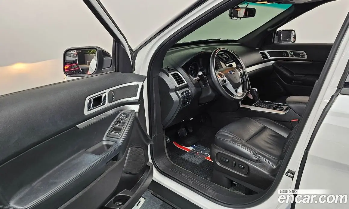 Ford Explorer 2015 2.0 автомат (гидро), фото 10