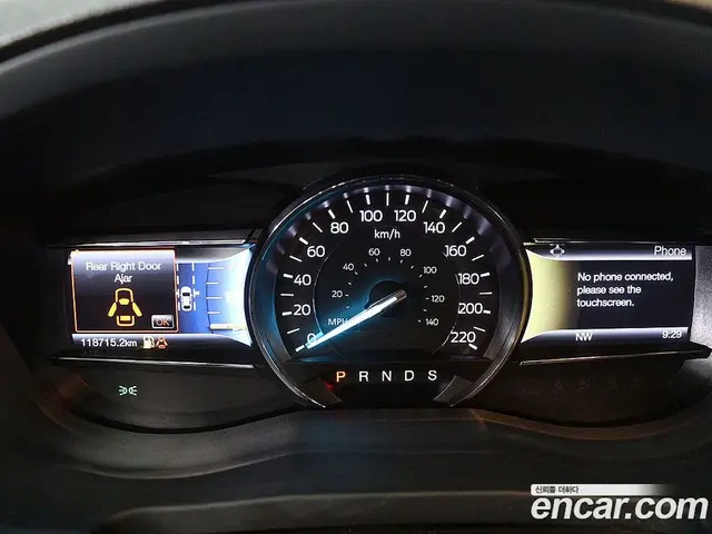 Ford Explorer 2017 2.3 автомат (гидро), миниатюра 6