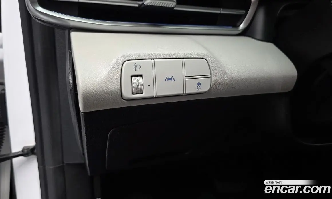 Hyundai Avante 2021 1.6 автомат (гидро), фото 27