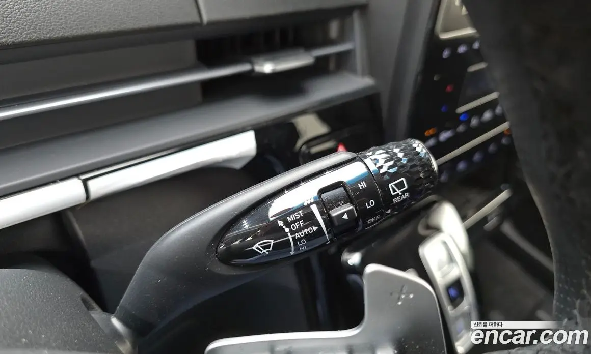 Hyundai Staria 2025 2.2 автомат (гидро), фото 23