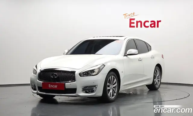 Infiniti Q70, 2017, 182 177 км Infiniti Q70, 2017, 182 177 км
