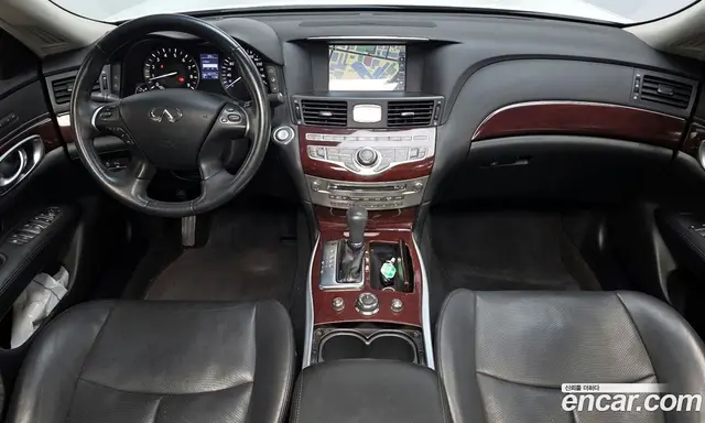 Infiniti Q70 2017 3.7 автомат (гидро), миниатюра 7 Infiniti Q70 2017 3.7 автомат (гидро), миниатюра 7