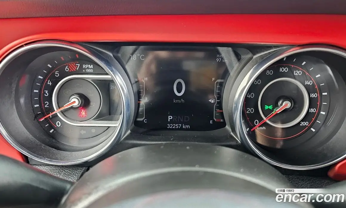 Jeep Wrangler 2021 2.0 автомат (гидро), фото 11
