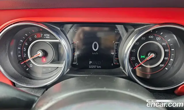 Jeep Wrangler 2021 2.0 автомат (гидро), миниатюра 11