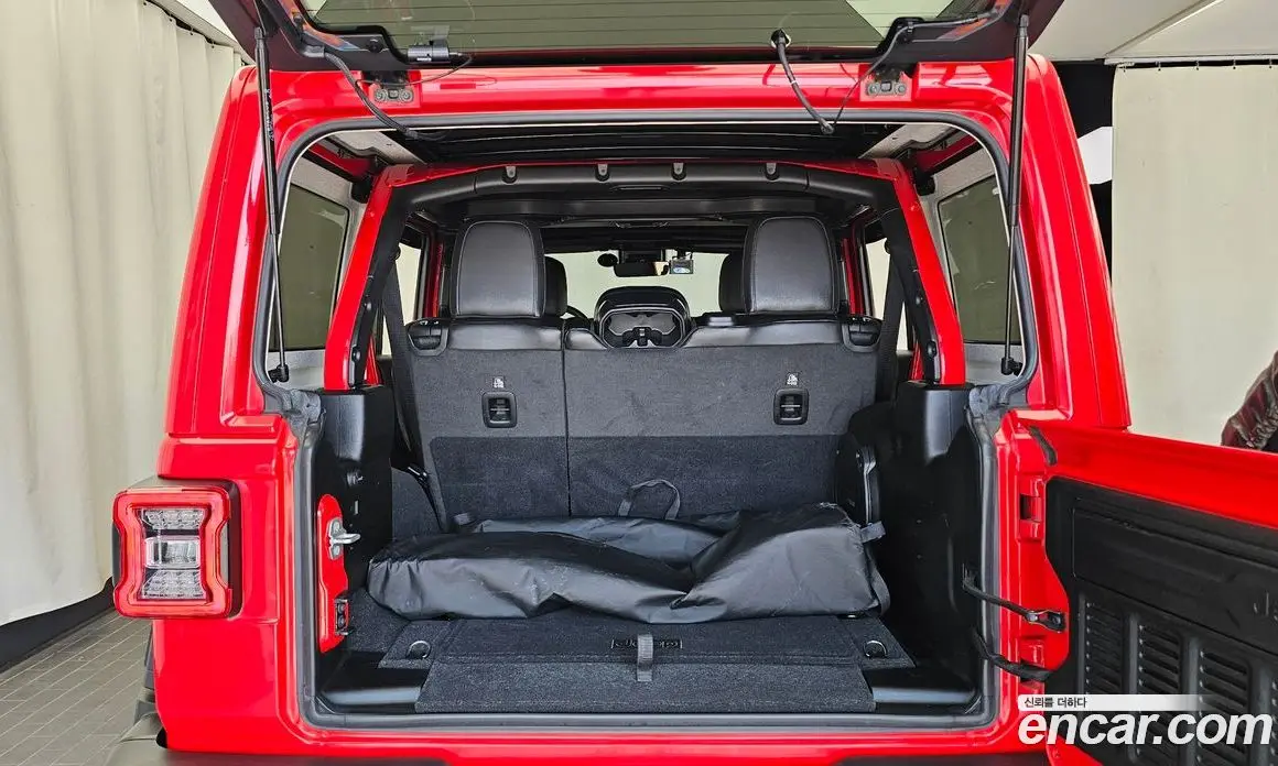 Jeep Wrangler 2021 2.0 автомат (гидро), фото 26