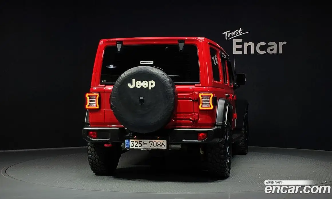 Jeep Wrangler 2021 2.0 автомат (гидро), фото 4
