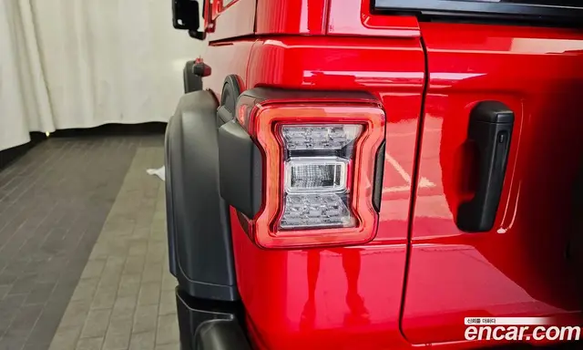 Jeep Wrangler 2021 2.0 автомат (гидро), миниатюра 9