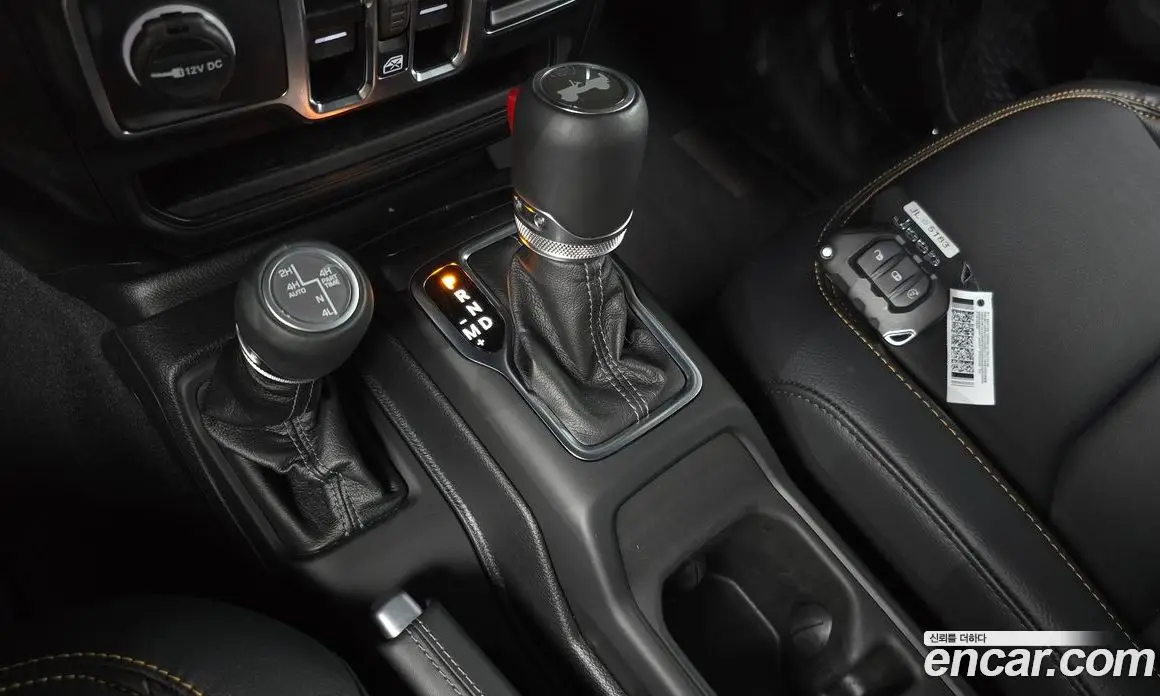 Jeep Wrangler 2025 2.0 автомат (гидро), фото 11