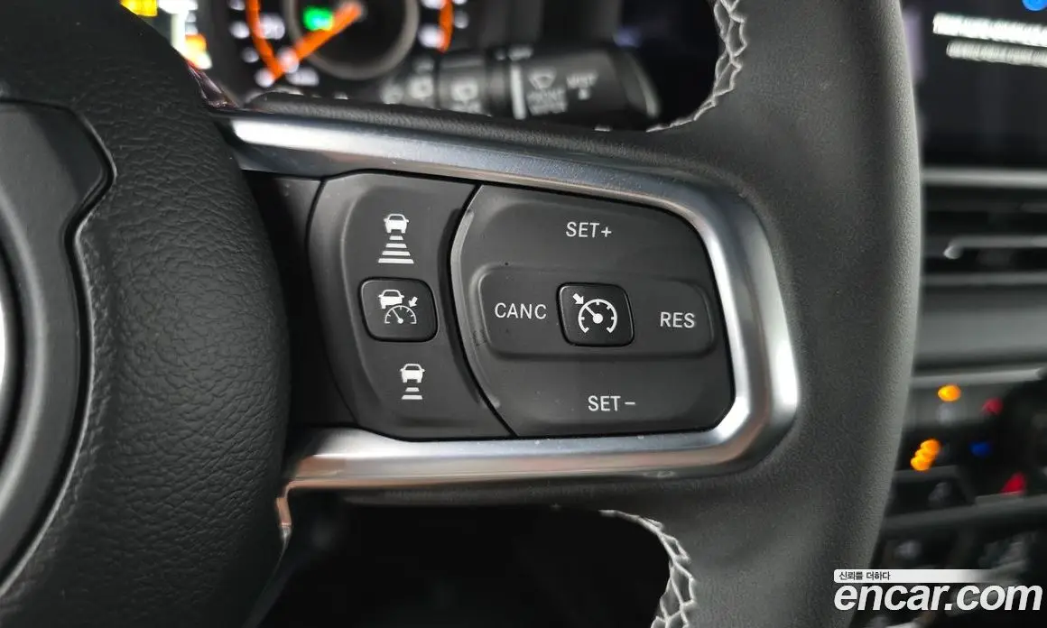 Jeep Wrangler 2025 2.0 автомат (гидро), фото 23