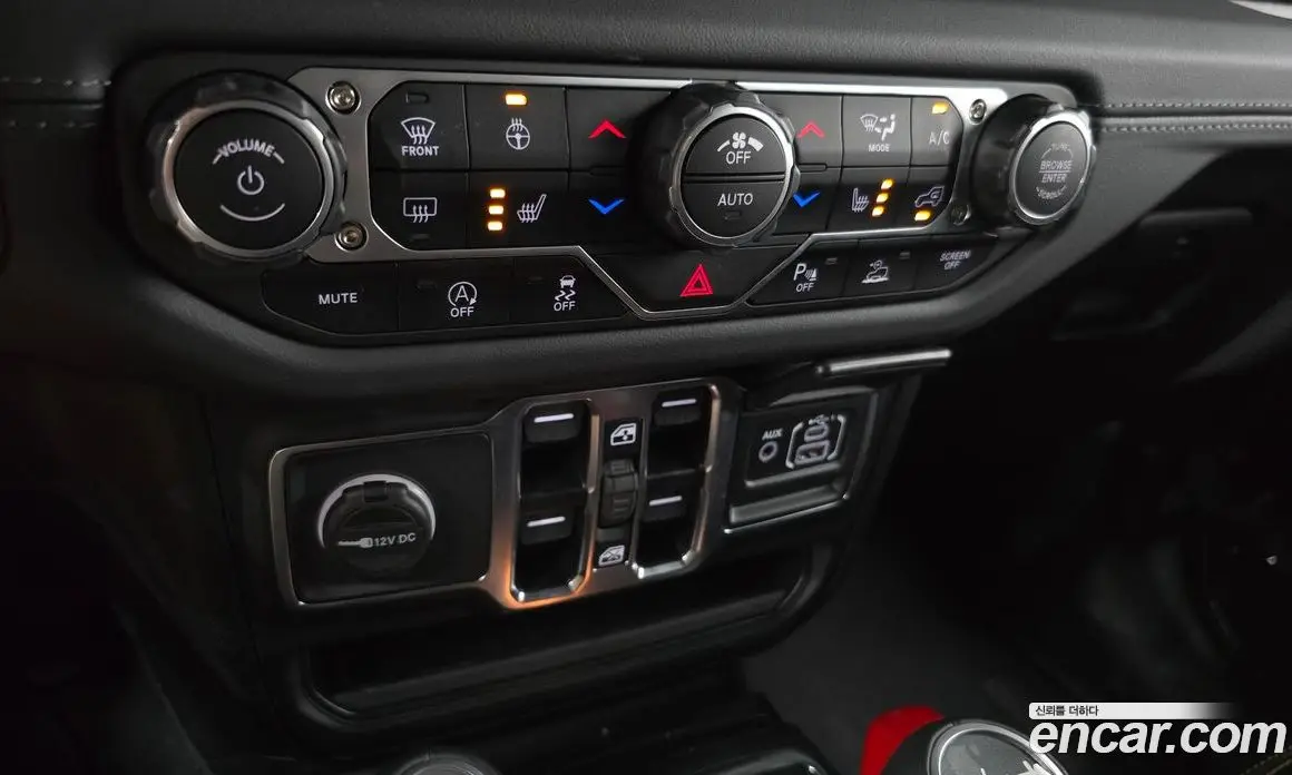 Jeep Wrangler 2025 2.0 автомат (гидро), фото 30
