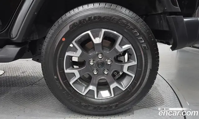 Jeep Wrangler 2025 2.0 автомат (гидро), миниатюра 6
