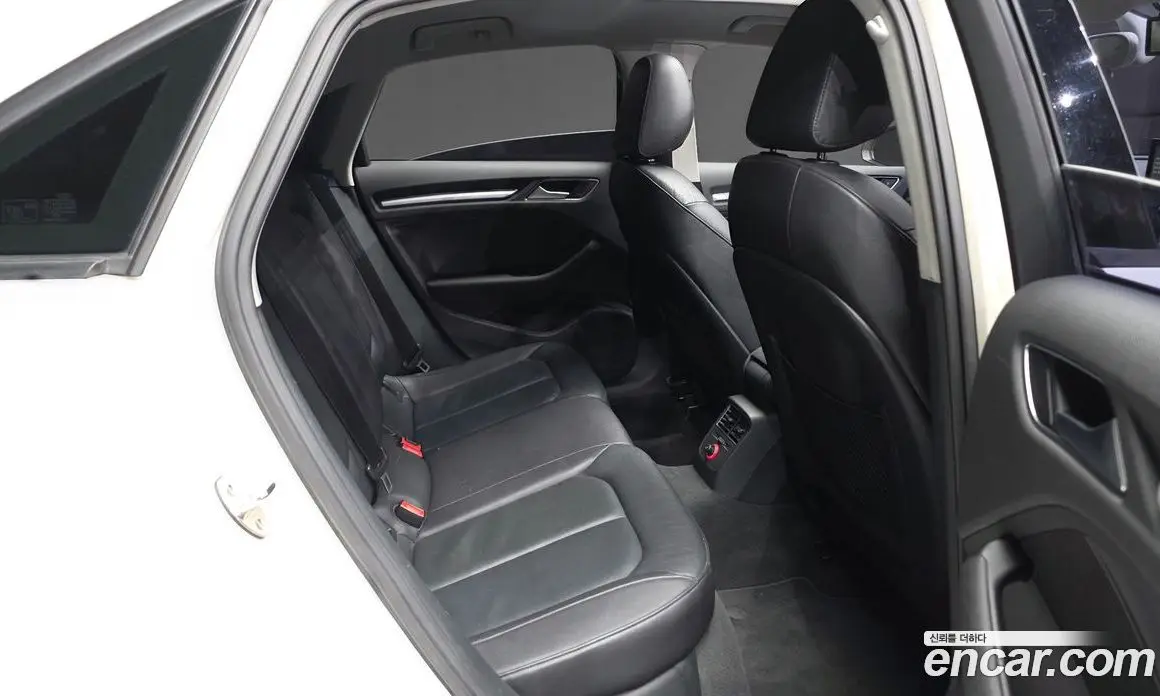 Audi A3 2014 2.0 автомат (гидро), фото 12