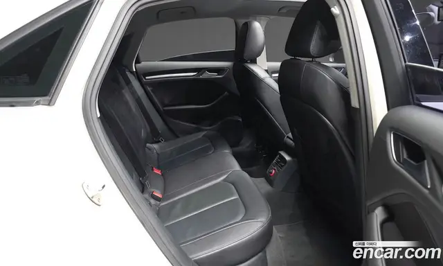 Audi A3 2014 2.0 автомат (гидро), миниатюра 12