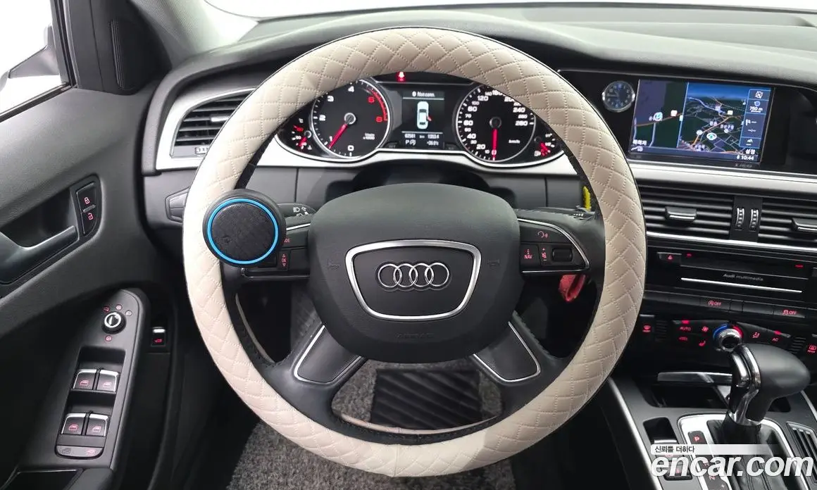 Audi A4 2012 2.0 автомат (гидро), фото 13