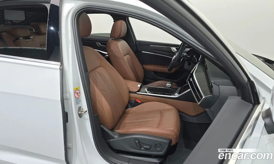 Audi A6 2021 2.0 автомат (гидро), фото 16