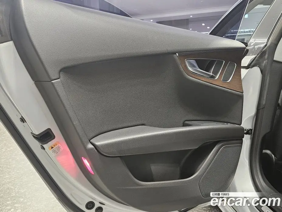 Audi A7 2014 3.0 автомат (гидро), фото 13