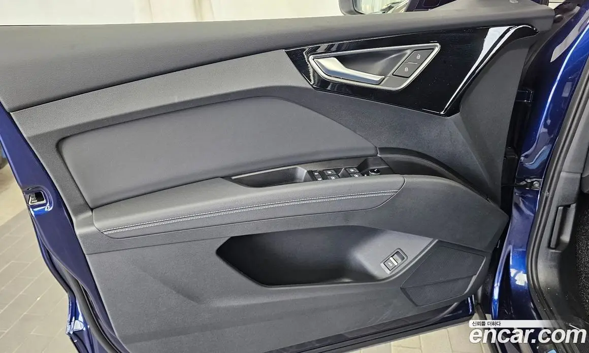 Audi Q4 e-tron 2025 0.2 автомат (гидро), фото 14