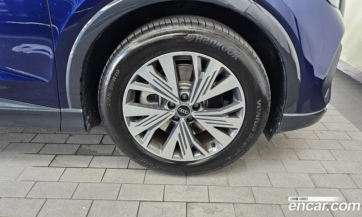 Audi Q4 e-tron 2025 0.2 автомат (гидро), фото 7