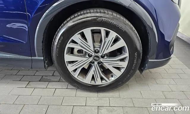 Audi Q4 e-tron 2025 0.2 автомат (гидро), миниатюра 7