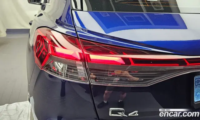 Audi Q4 e-tron 2025 0.2 автомат (гидро), миниатюра 9