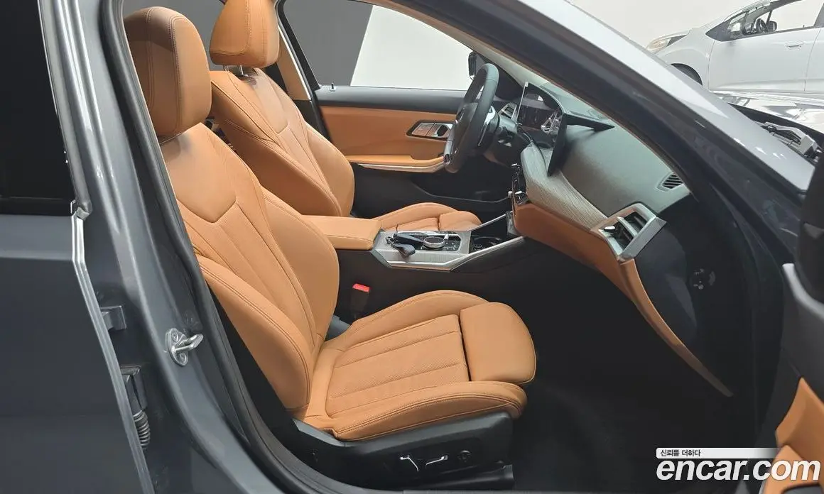 BMW 3 серия 2026 2.0 автомат (гидро), фото 16