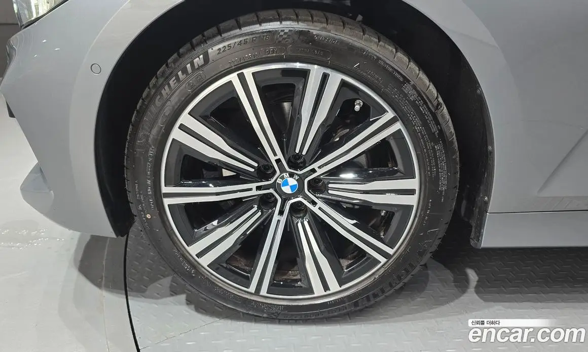 BMW 3 серия 2026 2.0 автомат (гидро), фото 5