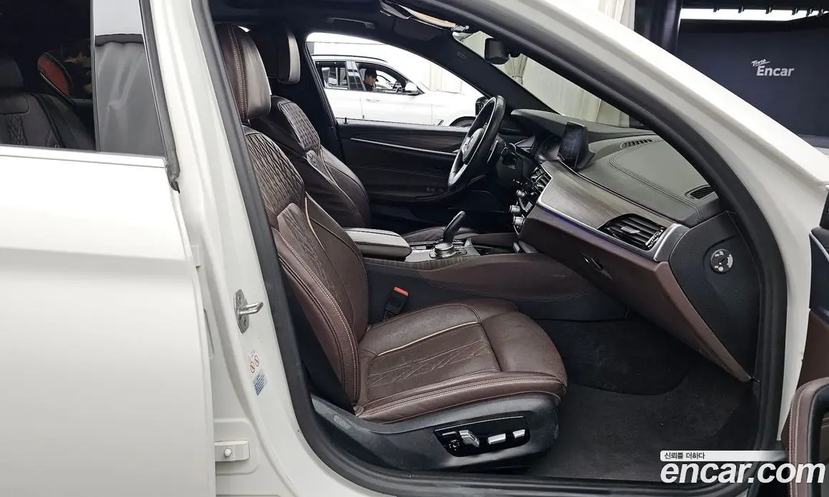BMW 5 серия 2020 2.0 автомат (гидро), фото 11