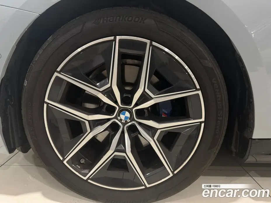 BMW 5 серия 2024 2.0 автомат (гидро), фото 5