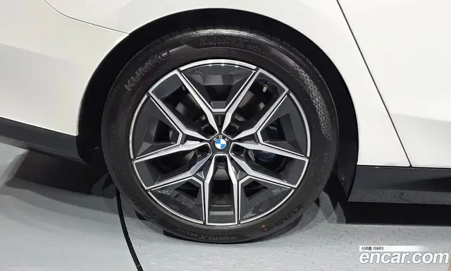 BMW 5 серия 2024 2.0 автомат (гидро), миниатюра 5