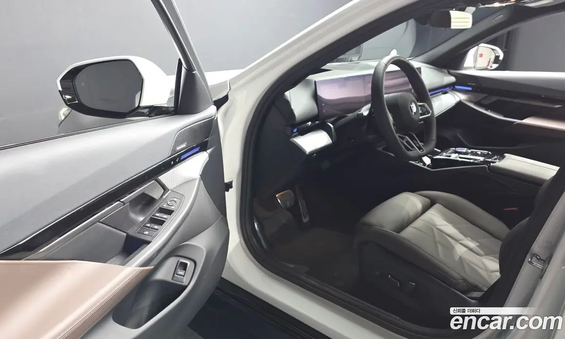 BMW 5 серия 2024 2.0 автомат (гидро), фото 10