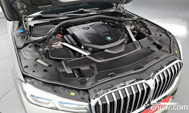 BMW 7 серия 2022 3.0 автомат (гидро), миниатюра 6