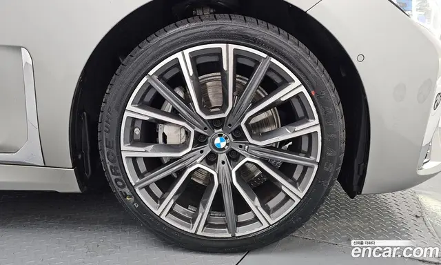 BMW 7 серия 2022 3.0 автомат (гидро), миниатюра 7