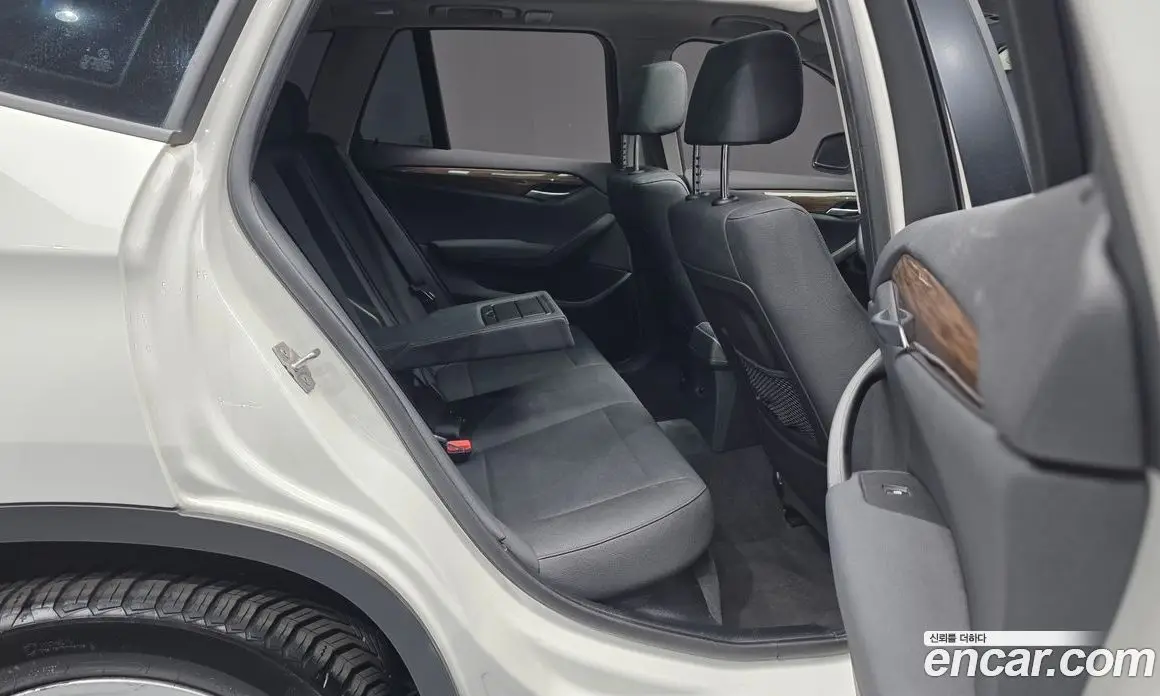 BMW X1 2013 2.0 автомат (гидро), фото 12