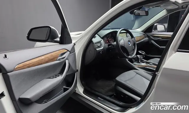 BMW X1 2013 2.0 автомат (гидро), миниатюра 10