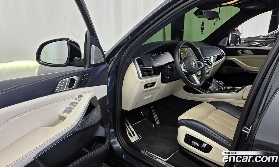 BMW X7 2021 4.4 автомат (гидро), фото 13