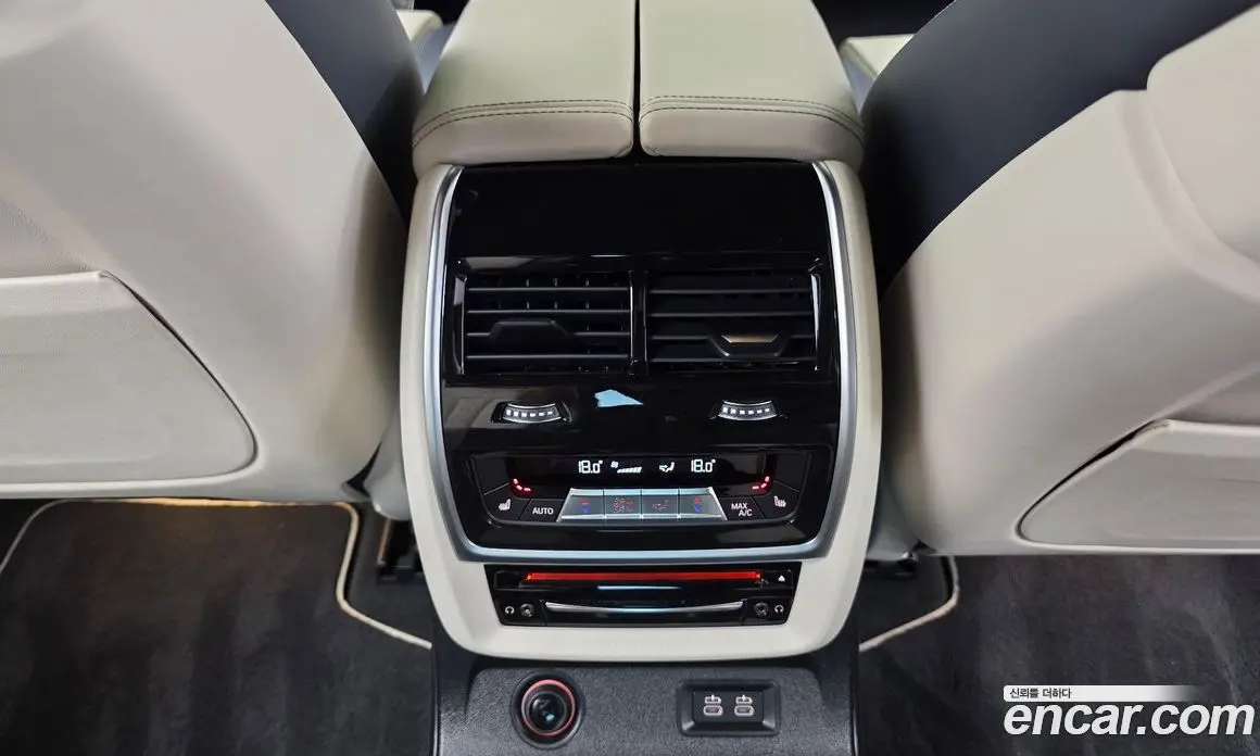 BMW X7 2021 4.4 автомат (гидро), фото 24
