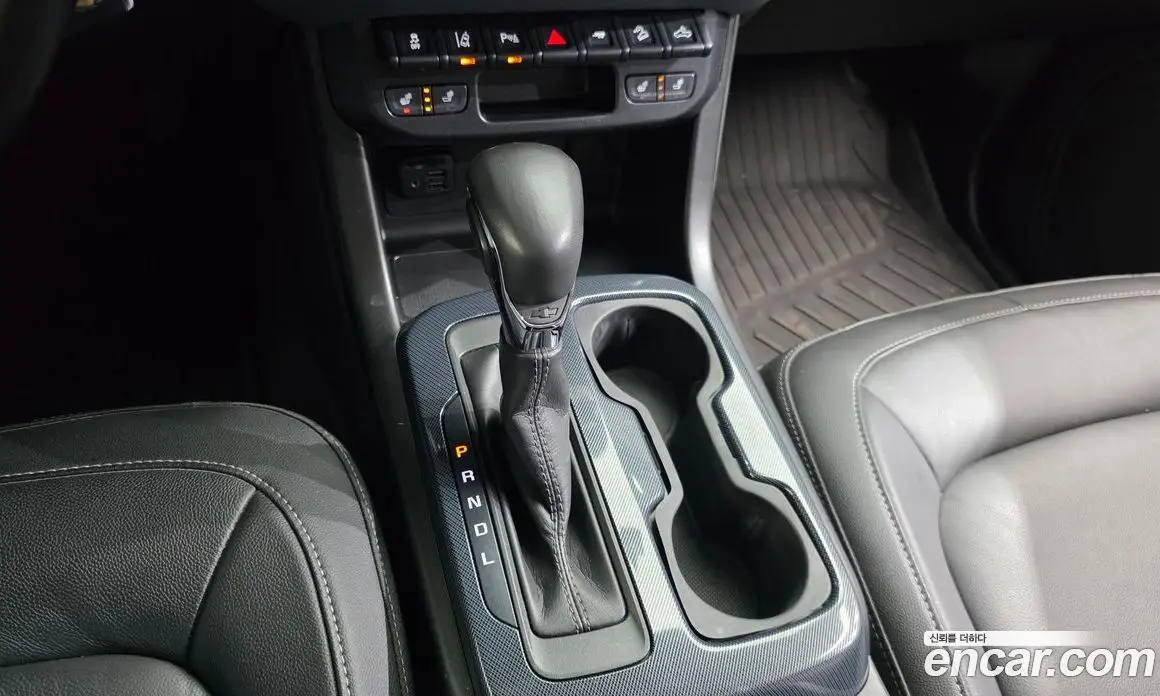 Chevrolet Colorado 2022 3.6 автомат (гидро), фото 9