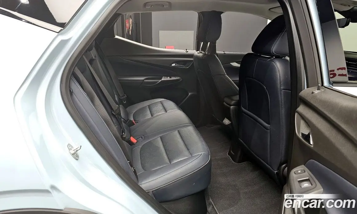 Chevrolet 볼트 EUV 2022 0.2 автомат (гидро), фото 12