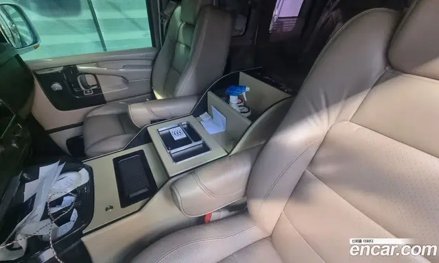 Chevrolet Express Van 2011 5.3 автомат (гидро), миниатюра 7