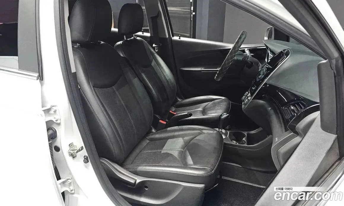 Chevrolet Spark 2017 1.0 автомат (гидро), фото 12