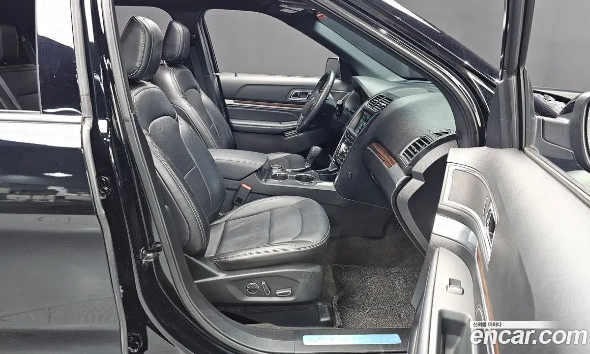 Ford Explorer 2018 2.3 автомат (гидро), фото 17